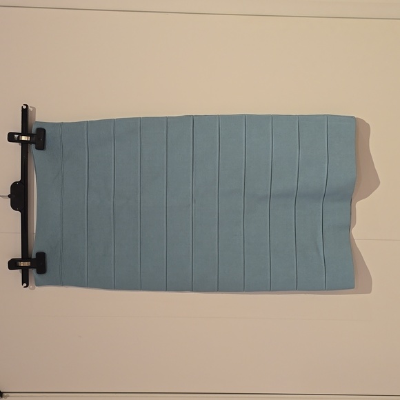 BCBG MAXAZRIA BLUE BREEZE LEGER POWER PENCIL SKIRT SIZE S - Picture 3 of 7